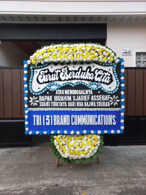 Papan Bunga Duka di Madidir Unet